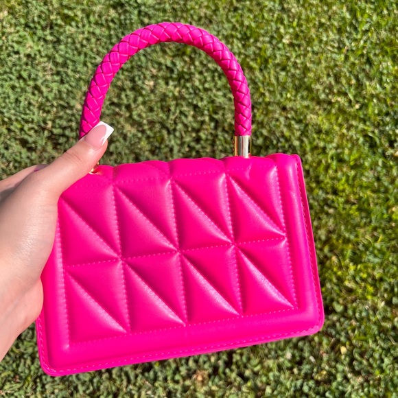 Hot pink handbag - Picture 1 of 3